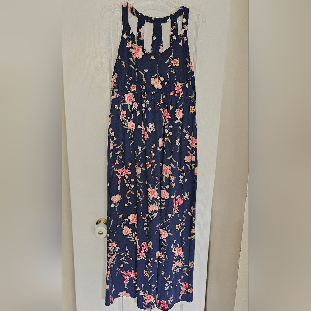 Nine Britton Navy and Pink Floral Maxi Dress